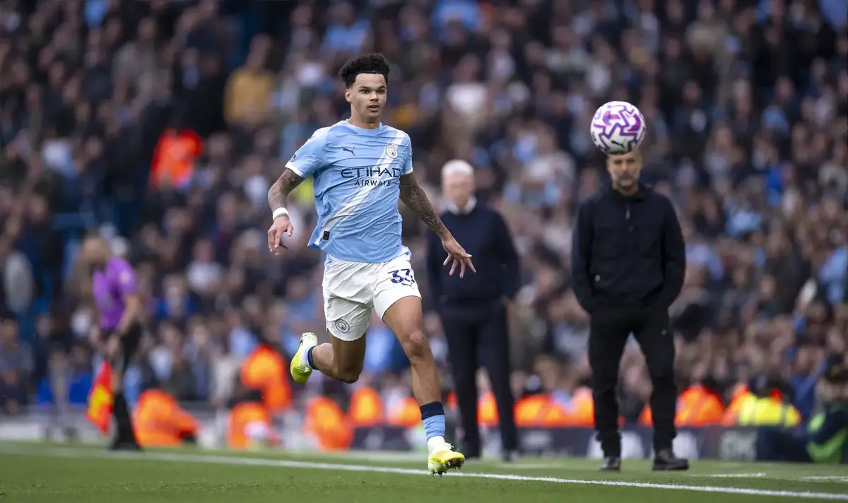 Pep Guardiola issues update on Nico O’Reilly following injury in Everton victory