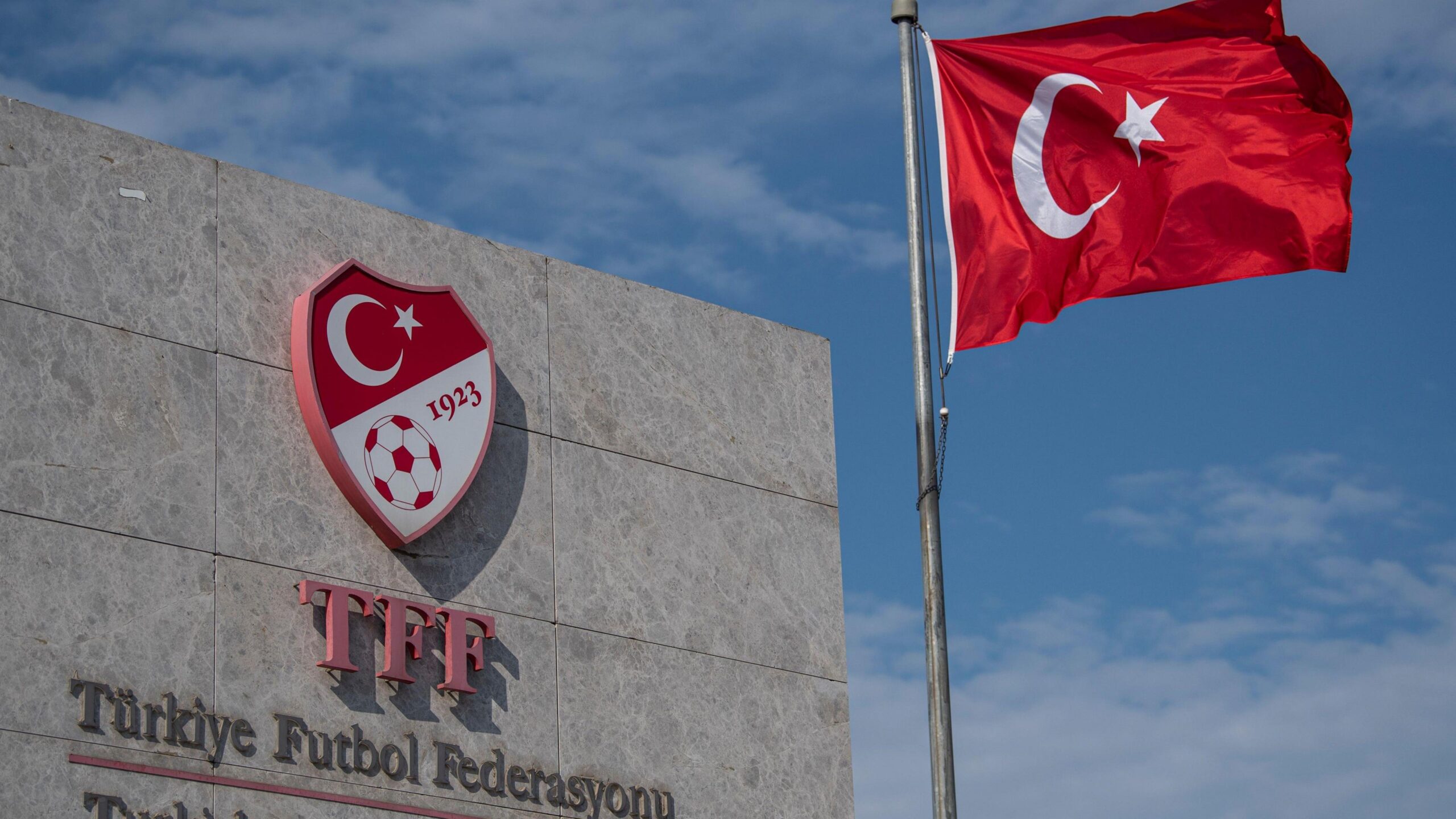 149 Turkish referees and assistants suspended in betting probe
