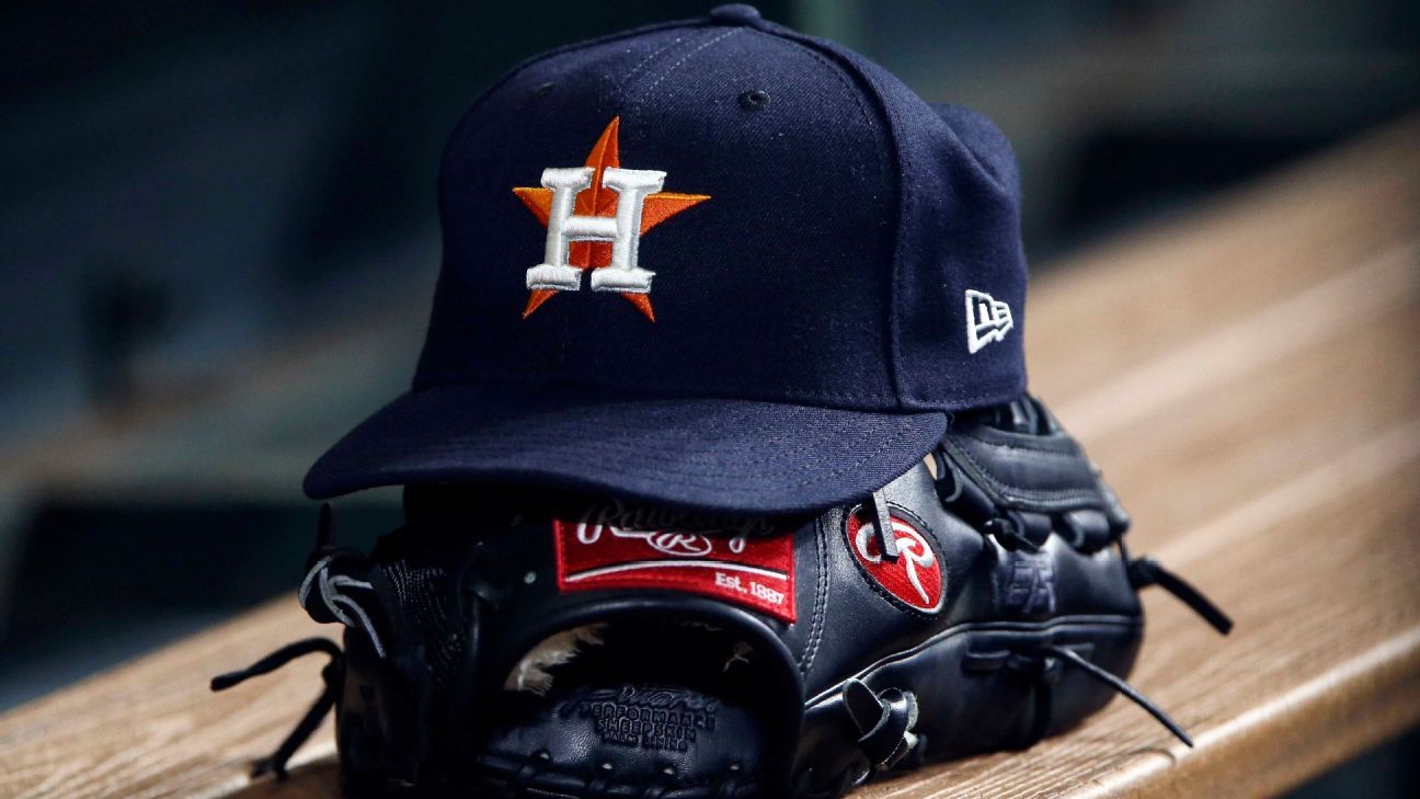 Astros finalize staff with pitching, catching hires