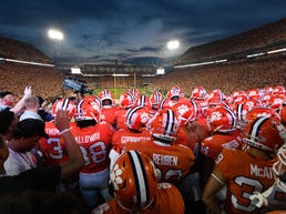 Columnist wrongly asserts Dabo Swinney should have left Clemson for Alabama football job