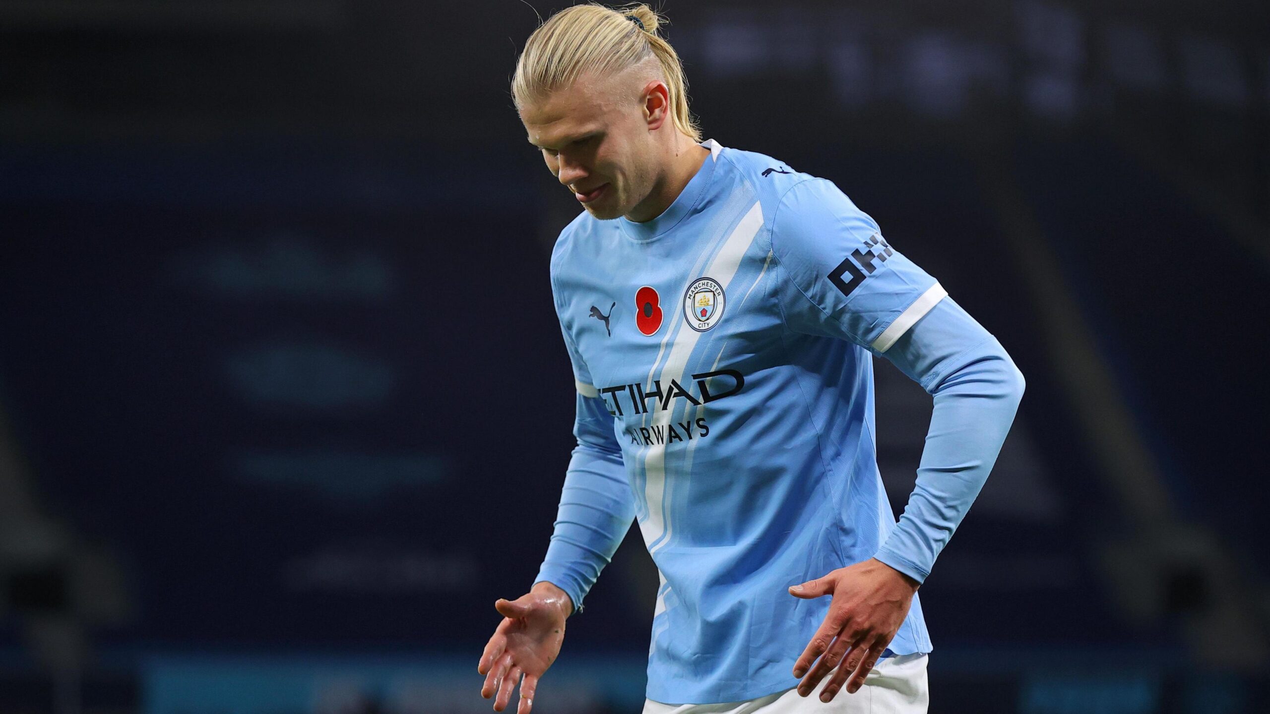 'He lives for the goals' - robot Haaland returns from malfunction