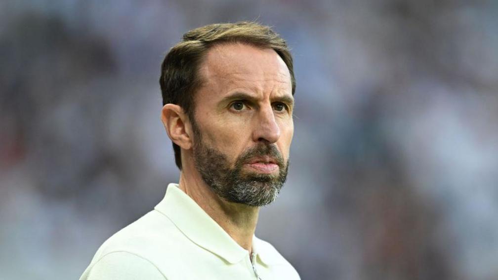 'I worry about unity' - Southgate on St George's flag