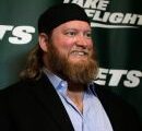 Jets honor late Mangold with tribute before game