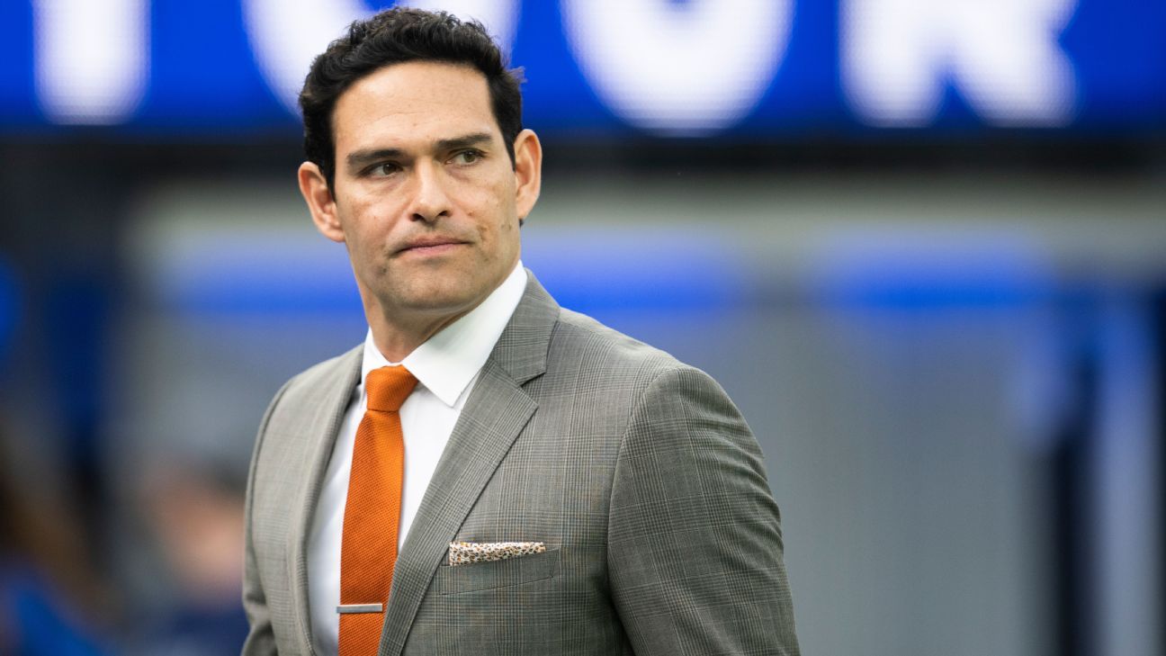 Mark Sanchez won’t return as Fox Sports analyst