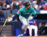 M's Polanco a free agent after declining option