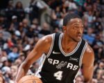 Spurs' Fox hits ground running, has 24 in debut