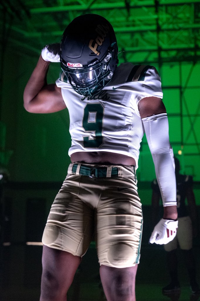 4-star EDGE Kaden McCarty commits to Texas A&M