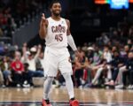 Cavs' Mitchell scores 24 in 4th to set season mark