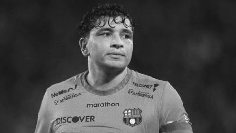 Ecuador defender Pineida shot dead in Guayaquil