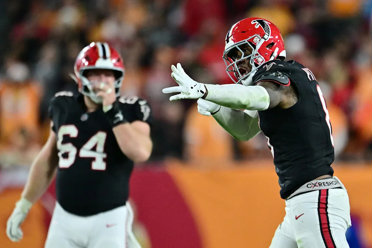 Falcons TE Kyle Pitts Sr. goes off vs. Bucs with historic performance in Week 15 in the fantasy football playoffs