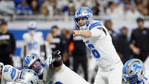 Falcons vs. Bucs odds, predictions: Best bets, player-prop wagers for Thursday Night Football