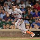 Former Padres closer Suarez signs with Braves