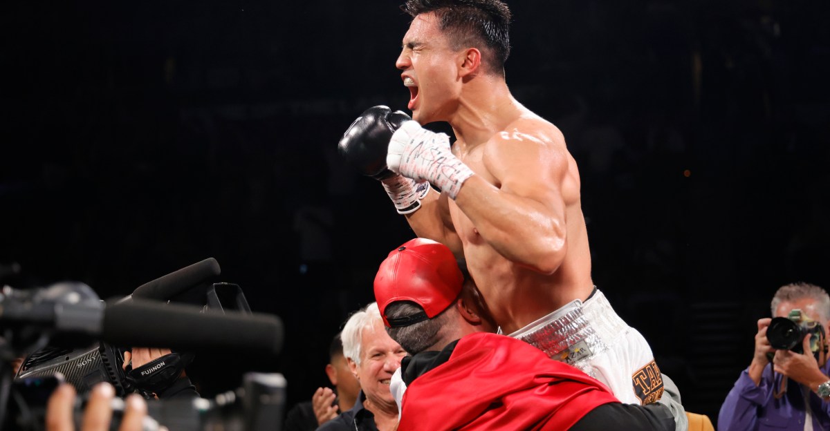 Jose Armando Resendiz vs Edgar Berlanga reportedly leads Barrios vs Garcia undercard