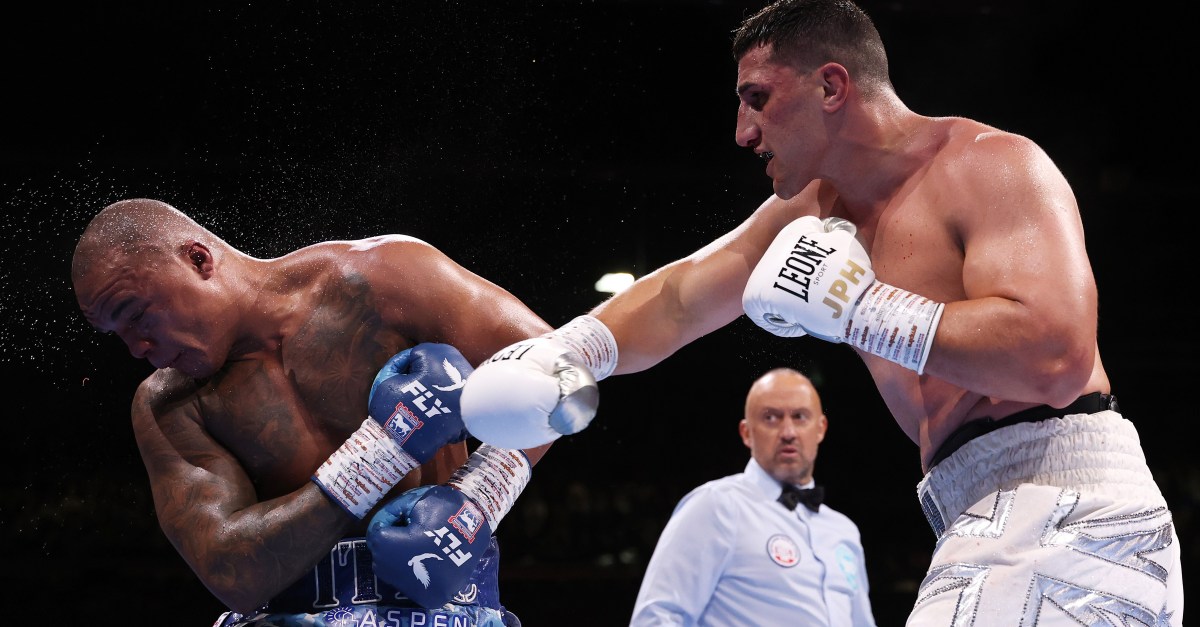 Justis Huni withdraws from Opetaia vs Cinkara undercard after death of trainer