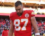 Kelce to play final 3 games as he ponders future