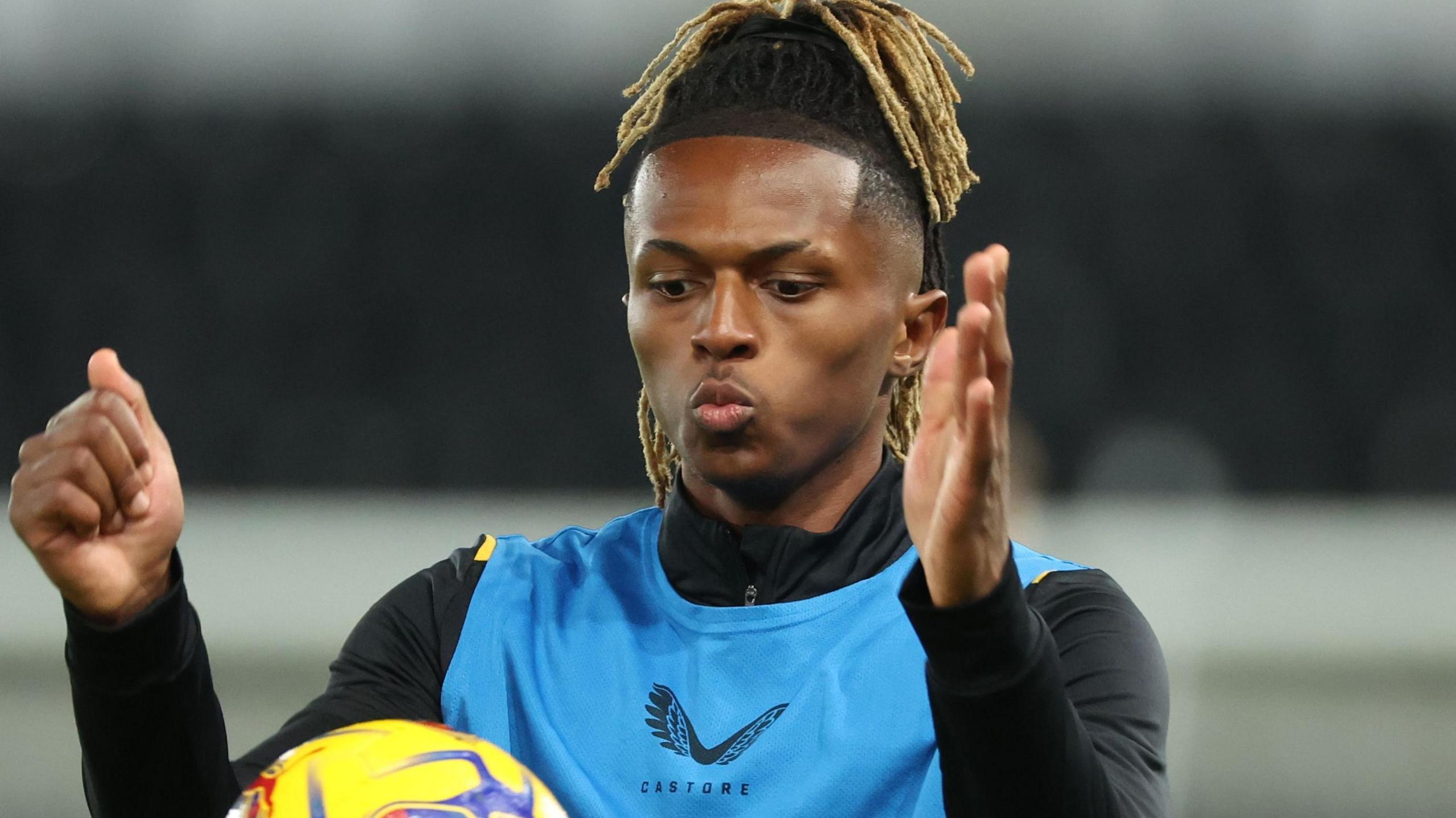 Macclesfield forward McLeod dies in car accident