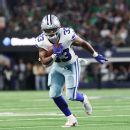 Mahomes exits hurt as Chiefs' playoff hopes end