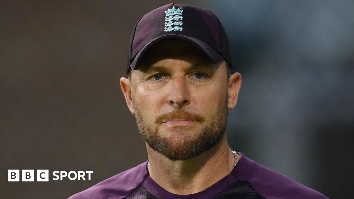 McCullum says England ‘trained too much’ as Stokes questions mentality