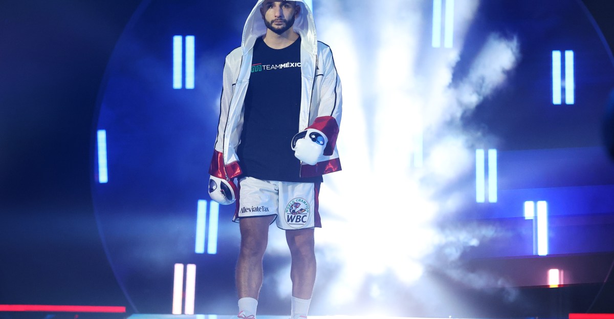 Noel Mikaelian and Jose Salas Reyes pick up titles