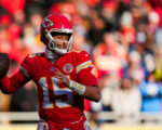 Patrick Mahomes undergoes ACL surgery, will "immediately" begin rehab process