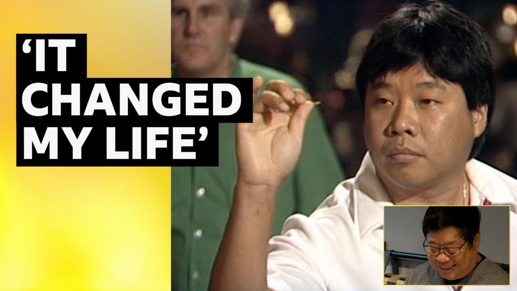 PDC World Championship: Paul Lim re-watches his 1990 nine-dart finish
