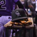 Report: Rockies to hire Dodgers VP Byrnes as GM