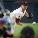 Reports: Pirates get Rays’ Lowe in 3-team trade