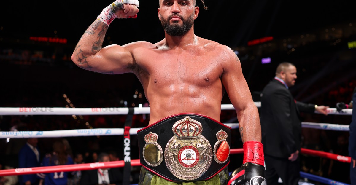 Robin Safar out of Gilberto Ramirez fight