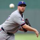 Royals trade Zerpa to Brewers for Collins, Mears