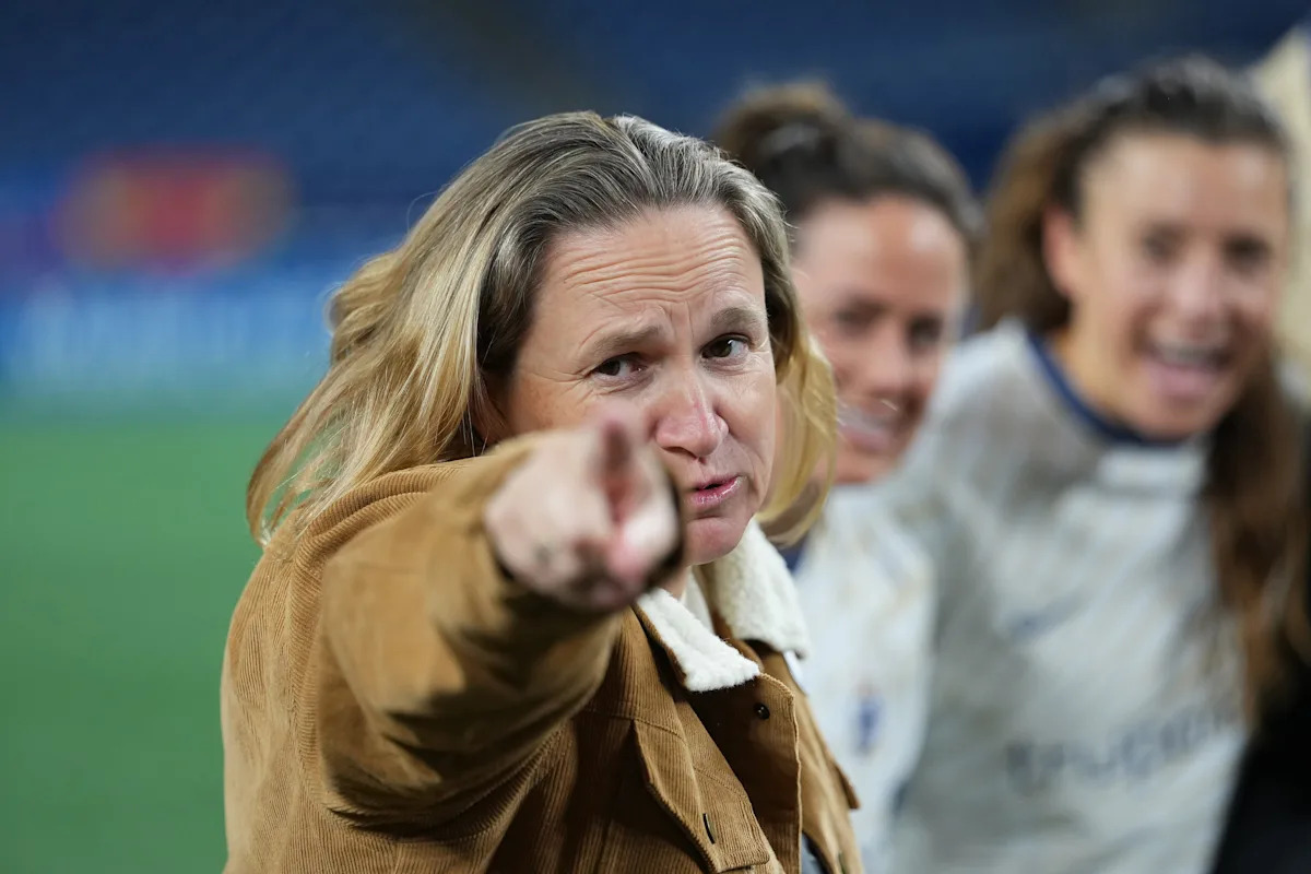 Seattle Reign are ‘in ongoing discussions’ with head coach Laura Harvey on potential contract extension