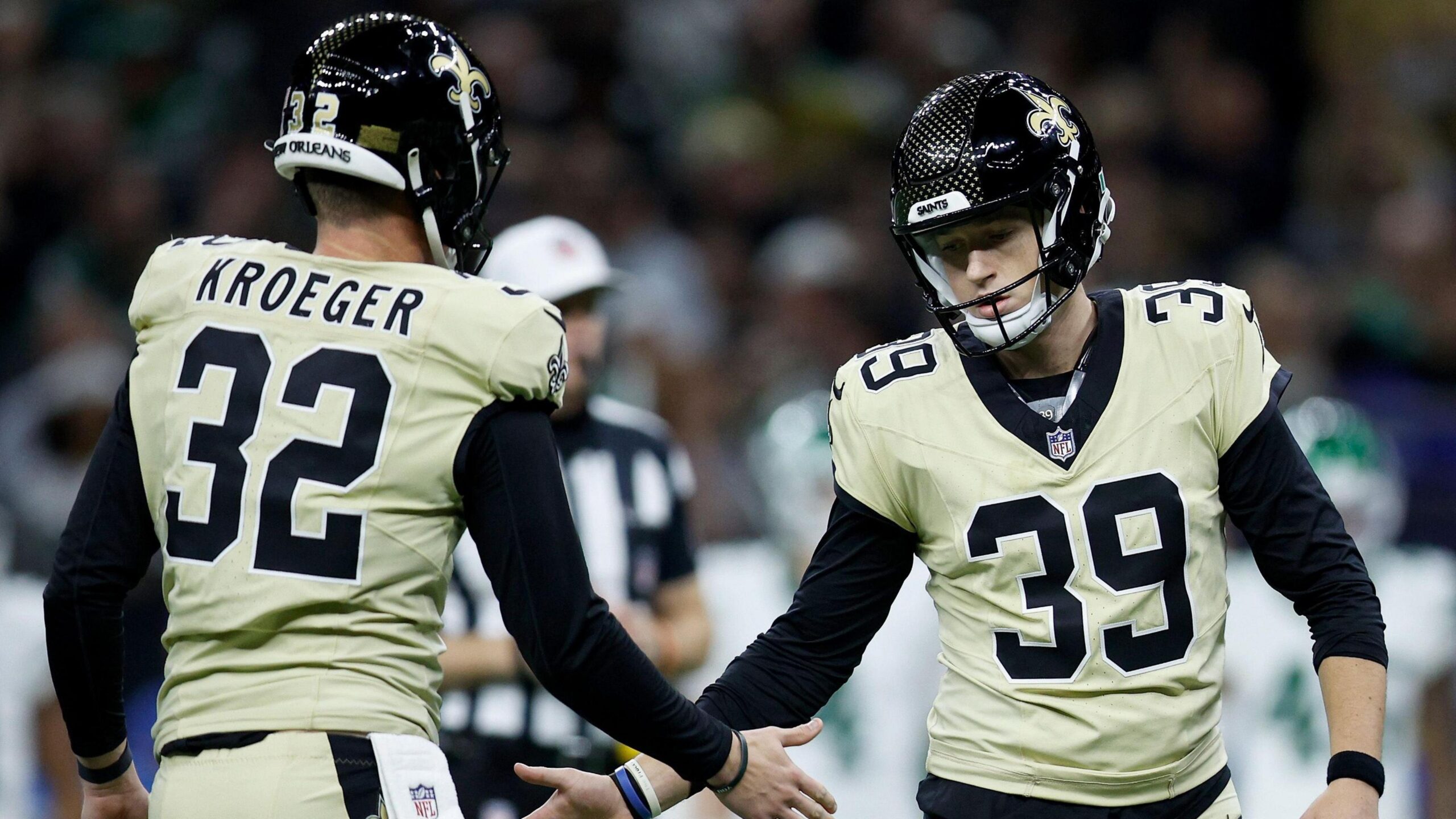 Smyth marks new deal with 17 points in Saints win