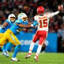 <!-- AI INSTRUCTIONS: Reescribe este título para que sea corto, atractivo y optimizado para SEO con enfoque en apuestas deportivas. -->
Sources: Bears optimistic Odunze will return Sun.