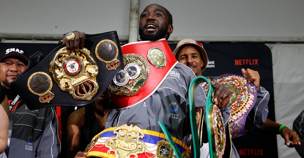 Terence Crawford announces retirement at 38