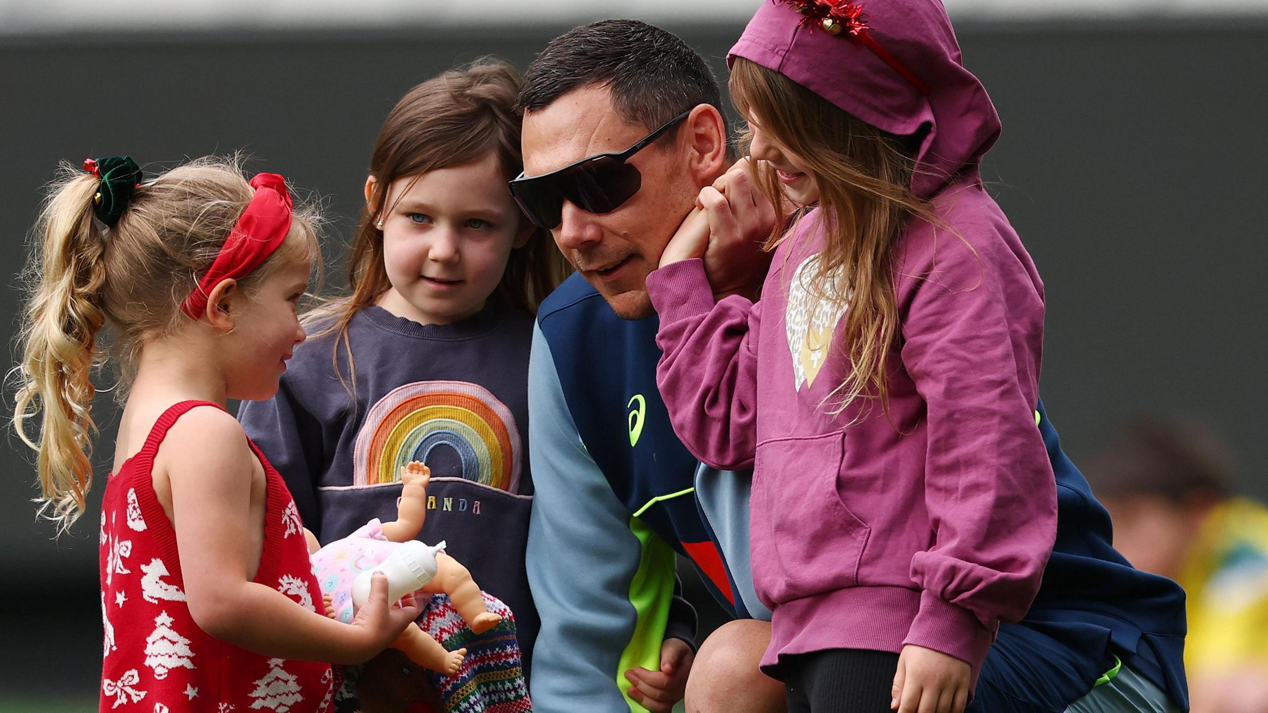 The Ashes: Australia omit spinner for Boxing Day Test on 'grassy' Melbourne pitch