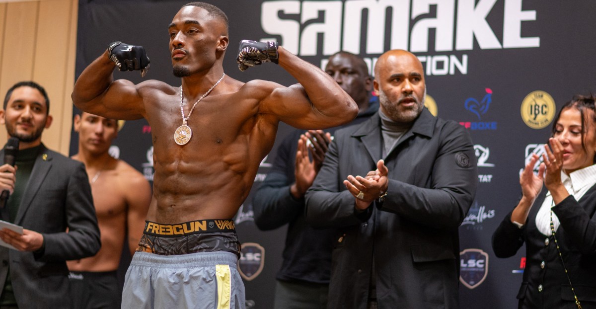 Undefeated super welterweight Bakary Samake signs with Queensberry