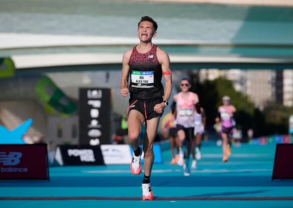 Valencia Marathon 2025 results: Alex Yee stuns to go second in all-time British rankings