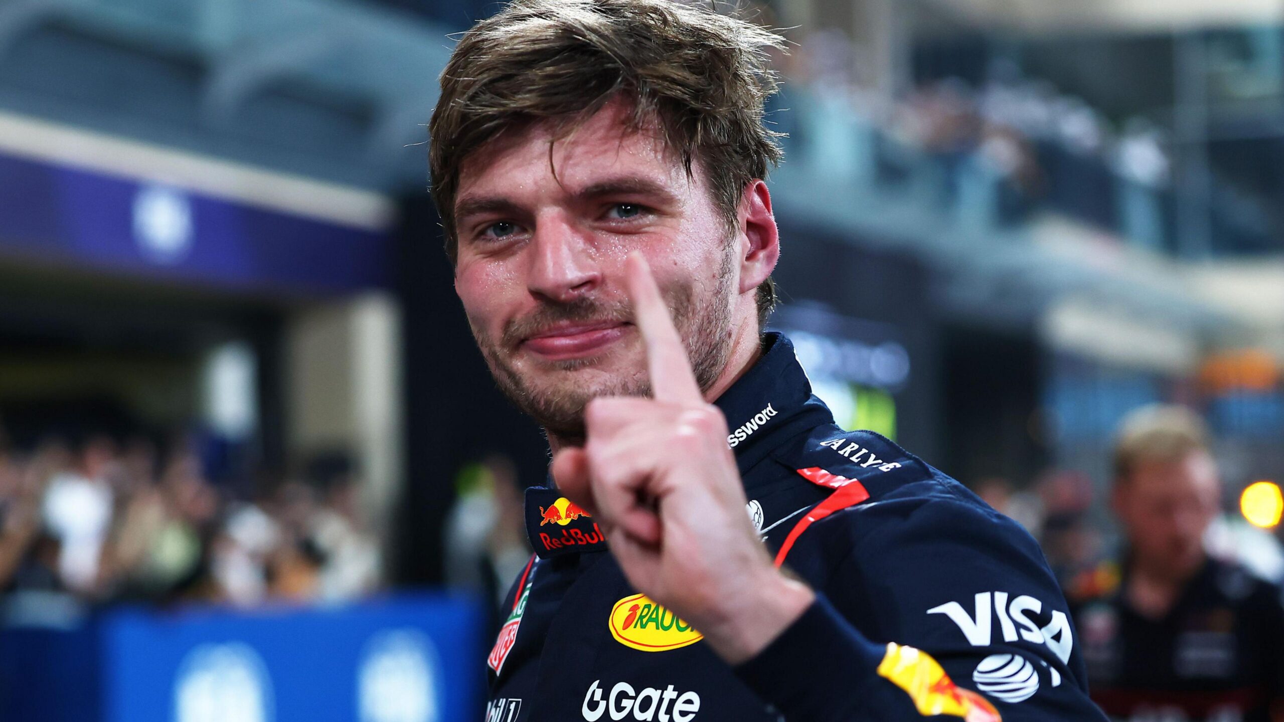 Verstappen beats Norris and Piastri to pole in title decider