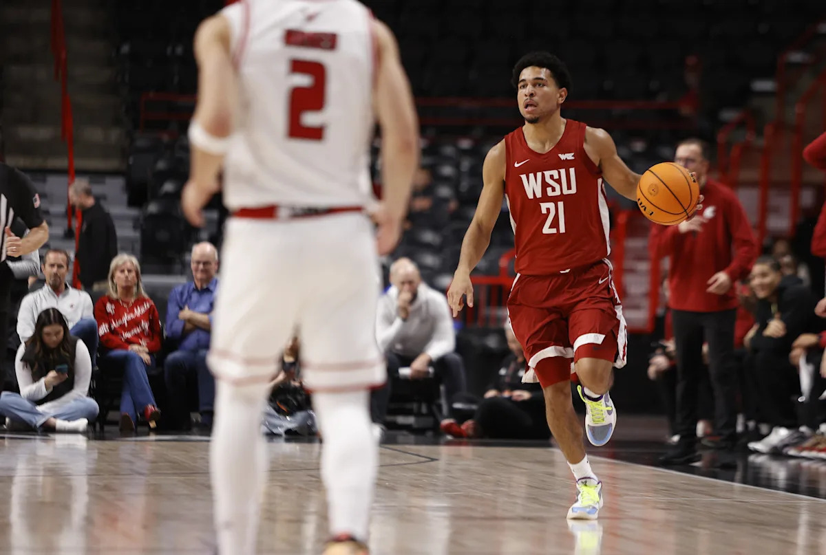 WSU Holds on to Defeat Mercer, 84-78