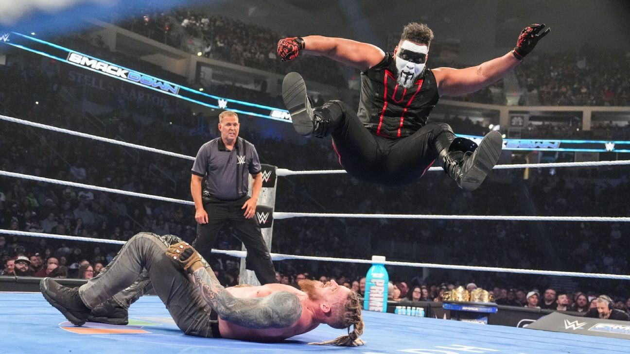 WWE 'SmackDown' takeaways: The tag team title match leaves something to be desired