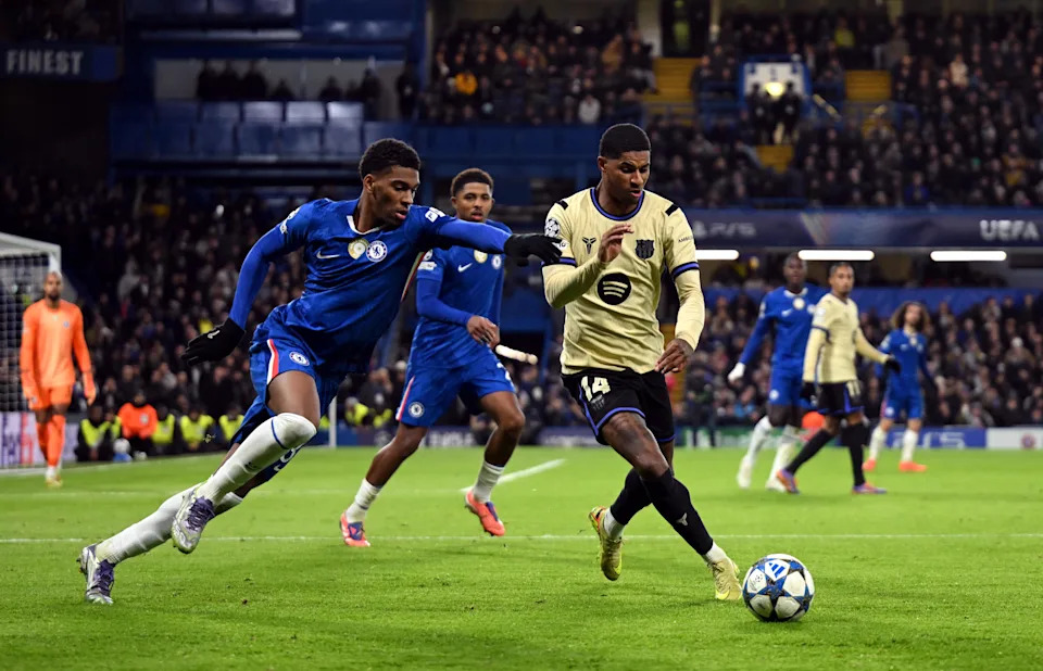 Barcelona inform Marcus Rashford of €30m transfer plan