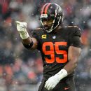 <!-- AI INSTRUCTIONS: Reescribe este título para que sea corto, atractivo y optimizado para SEO con enfoque en apuestas deportivas. -->
Christian McCaffrey rises in Madden NFL 26 Week 16+17 ratings update