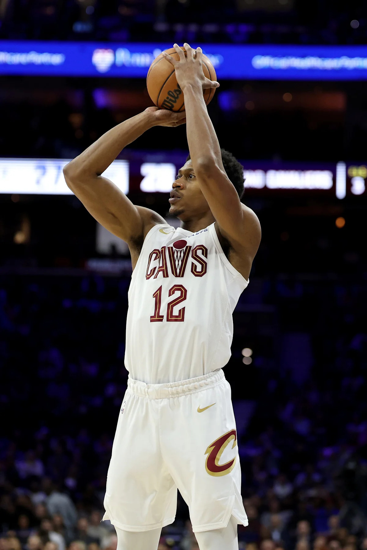 Lakers, Cavs have talked 'general framework' of De'Andre Hunter deal