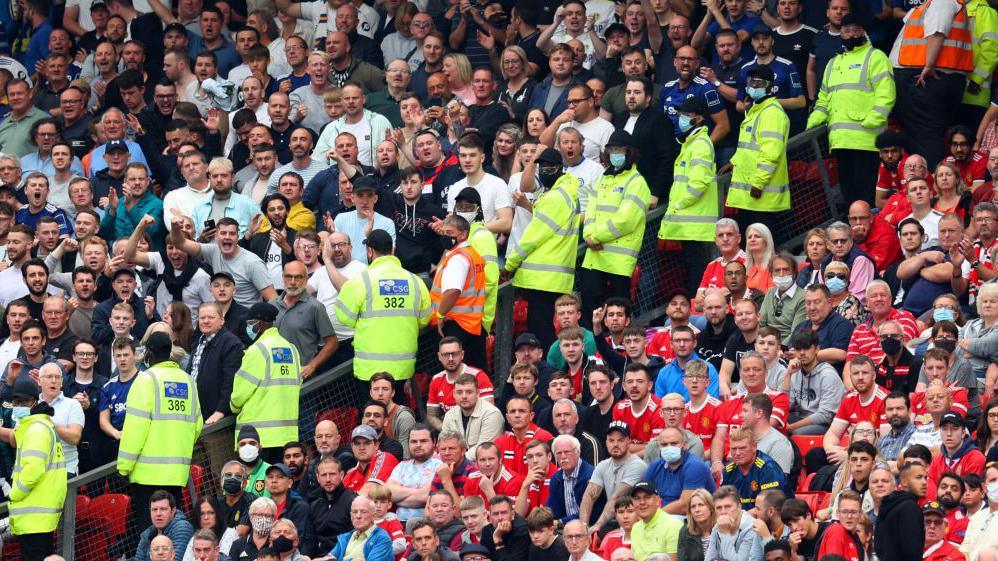 Leeds v Man Utd: Why does the rivalry matter?