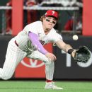 LHP Lee goes to salary arbitration with Braves