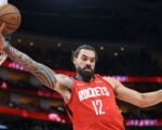 Sources: Rockets' Adams has surgery, season over