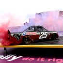 Stewart returns to NASCAR for the Daytona truck race
