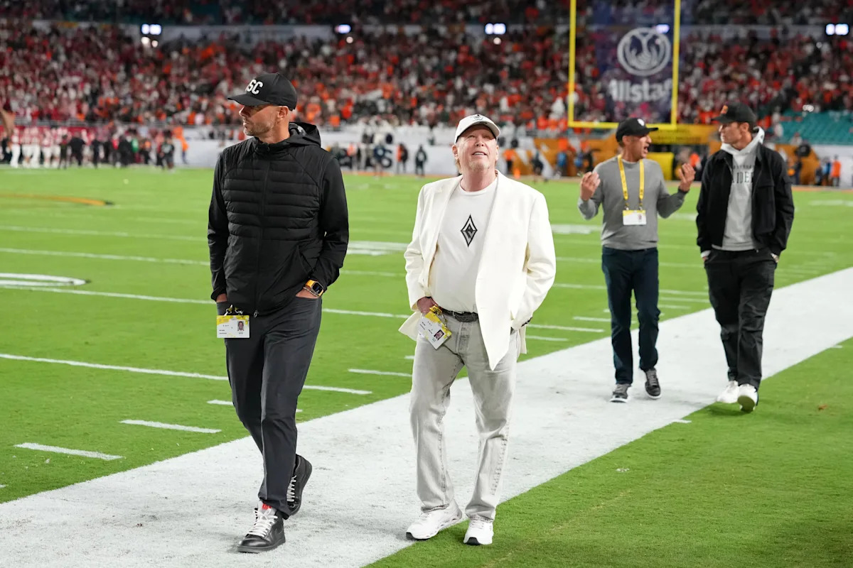 There’s an offseason blueprint for Las Vegas Raiders playing out in real time