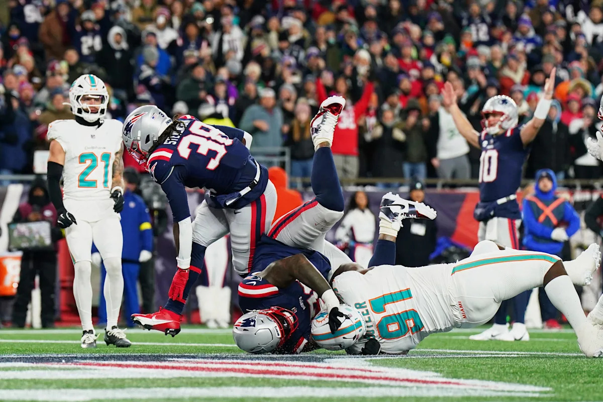 Watch: Rhamondre Stevenson torches Dolphins defense for third TD