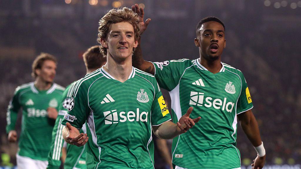 Anthony Gordon: Newcastle forward breaks Alan Shearer’s record