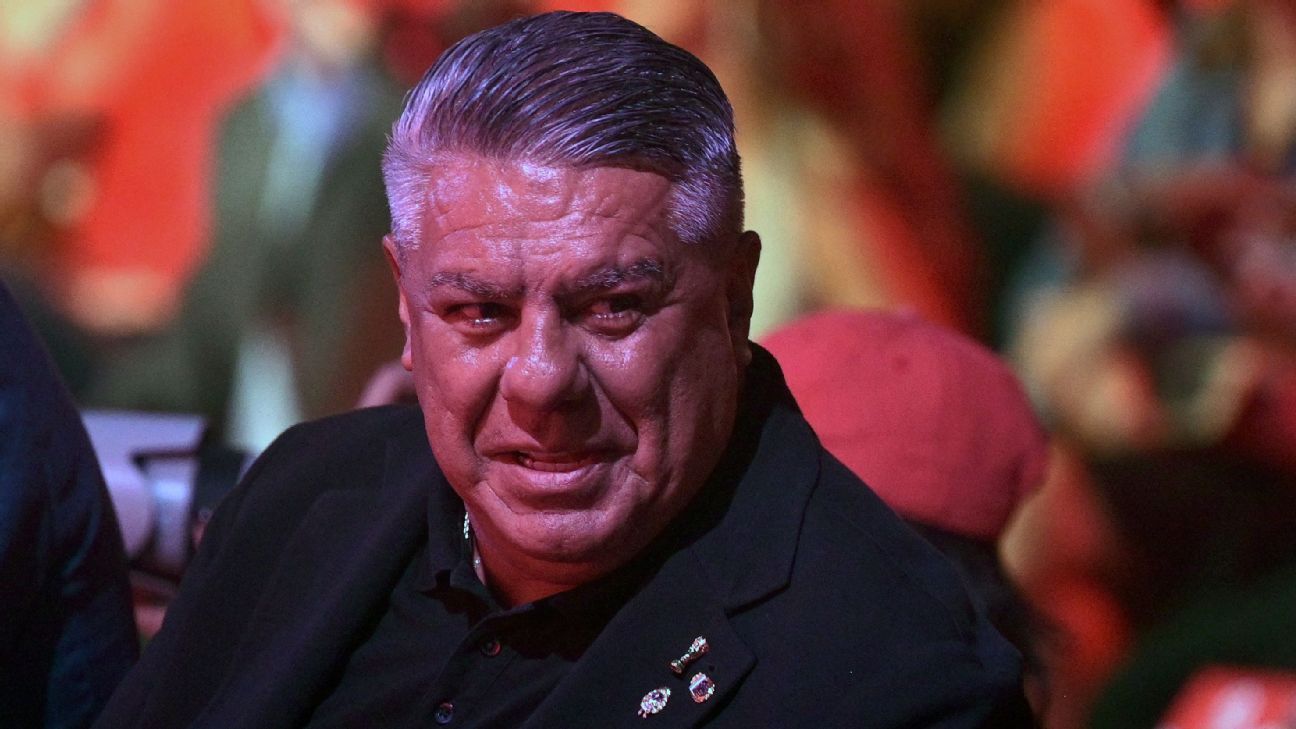 Argentina soccer prez barred from leaving country